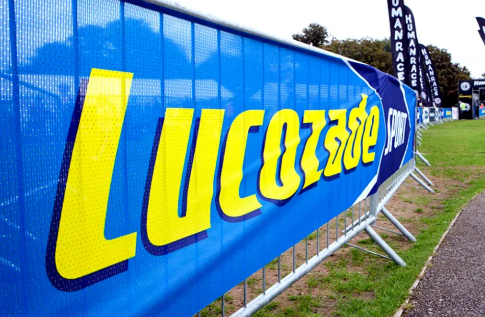 Stoffbanner vs PVC-Banner